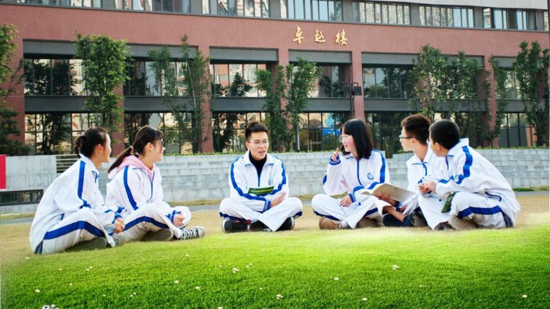 PCB打樣材質(zhì)選擇：揭秘影響性能的關(guān)鍵因素